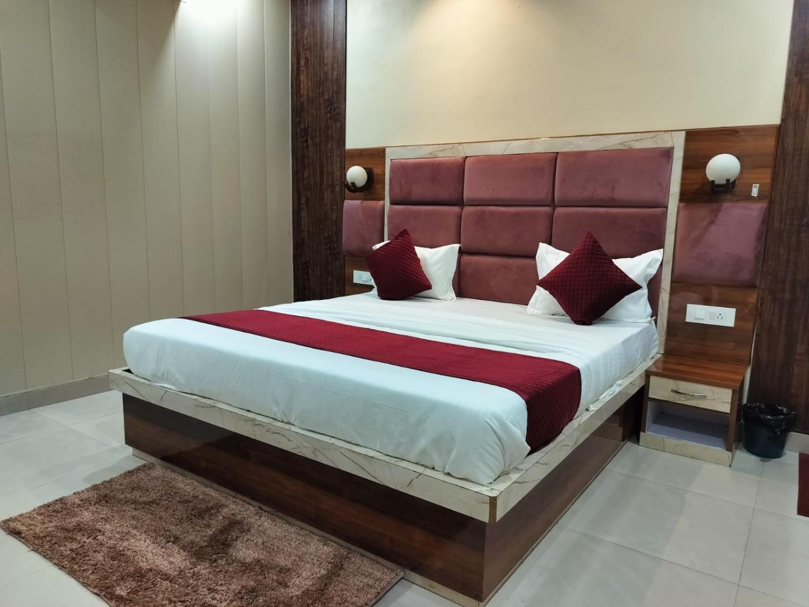 Apartamento The Five Dimension Agra  Exterior foto