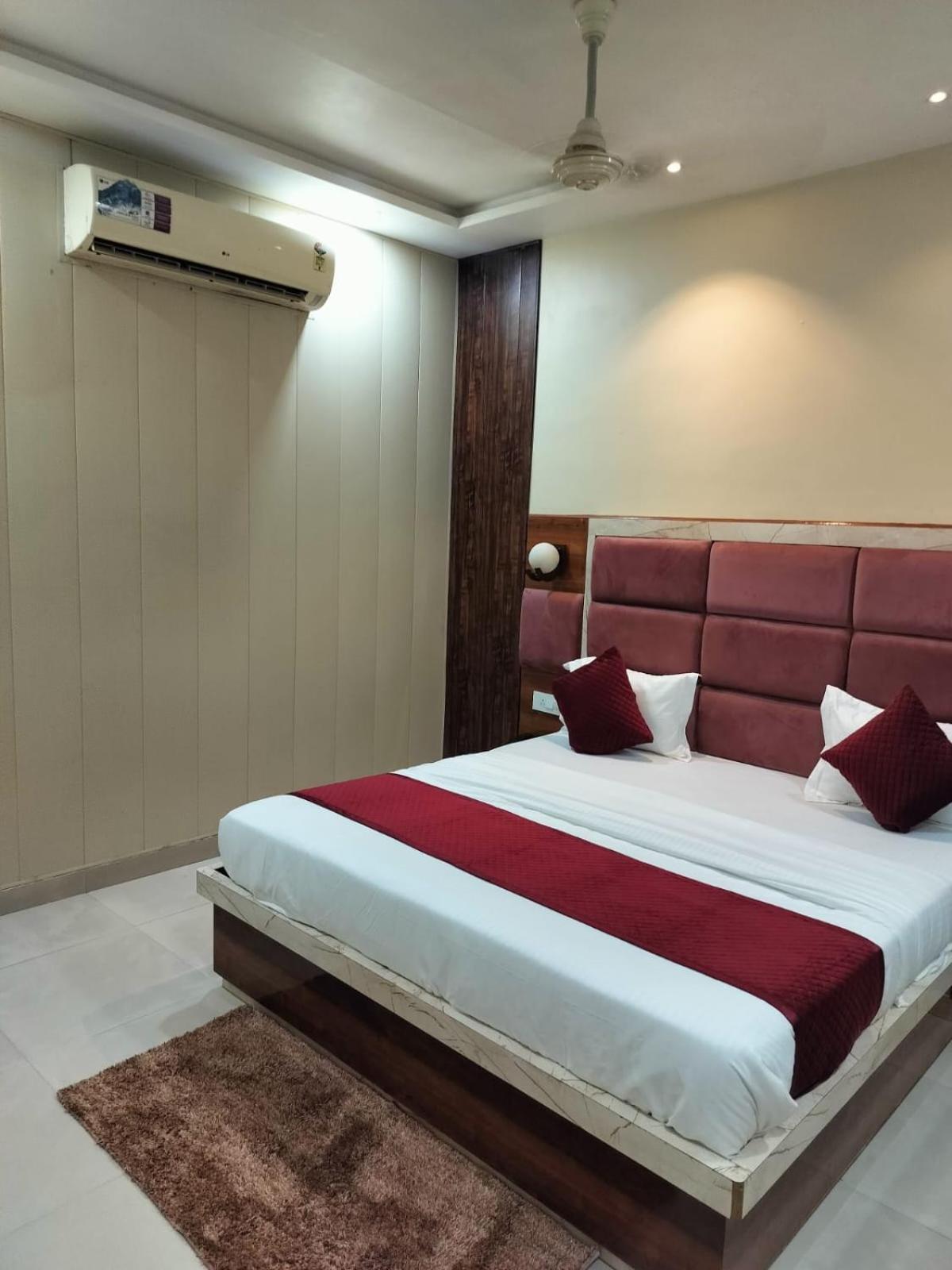 Apartamento The Five Dimension Agra  Exterior foto