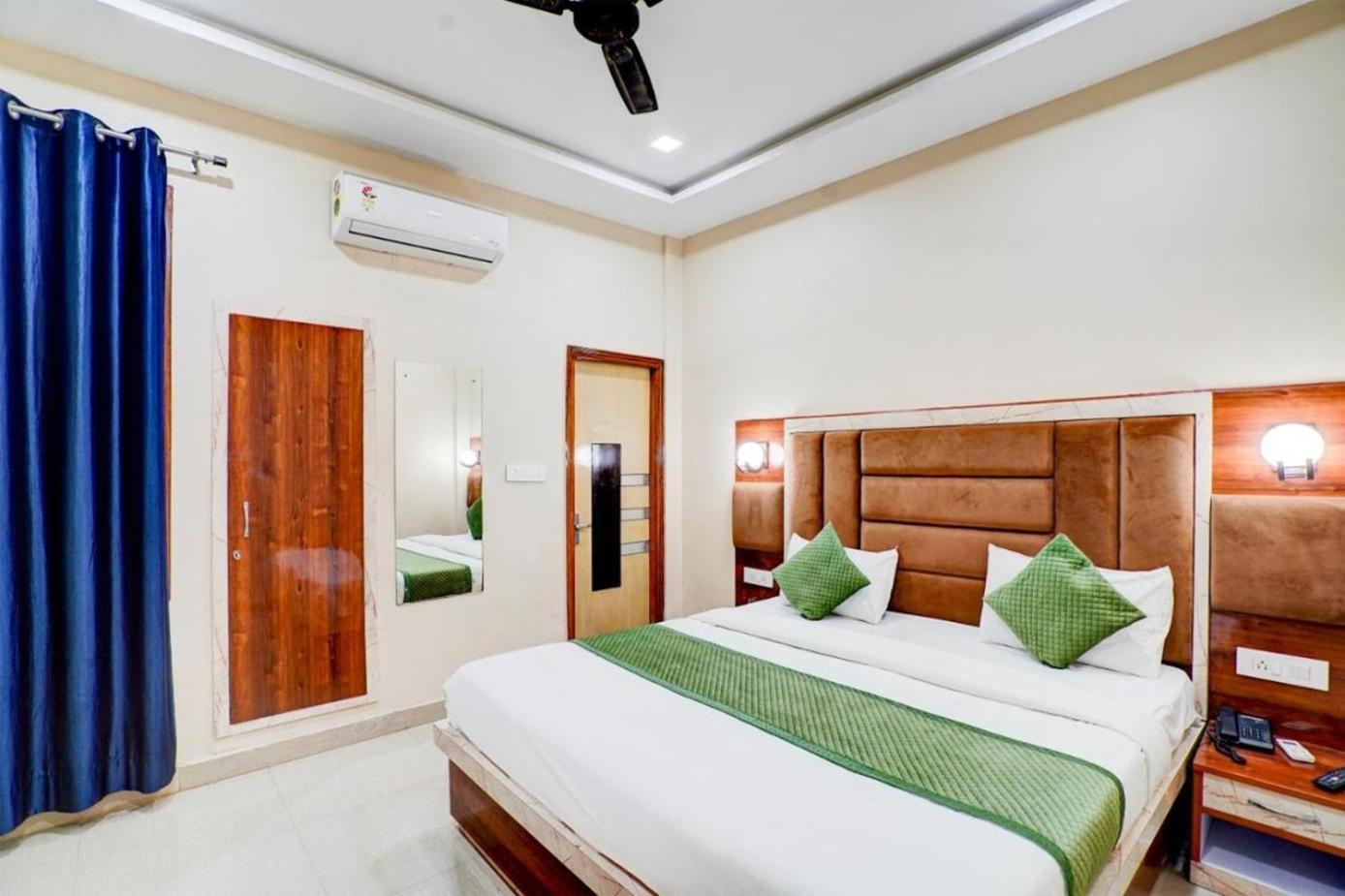 Apartamento The Five Dimension Agra  Exterior foto