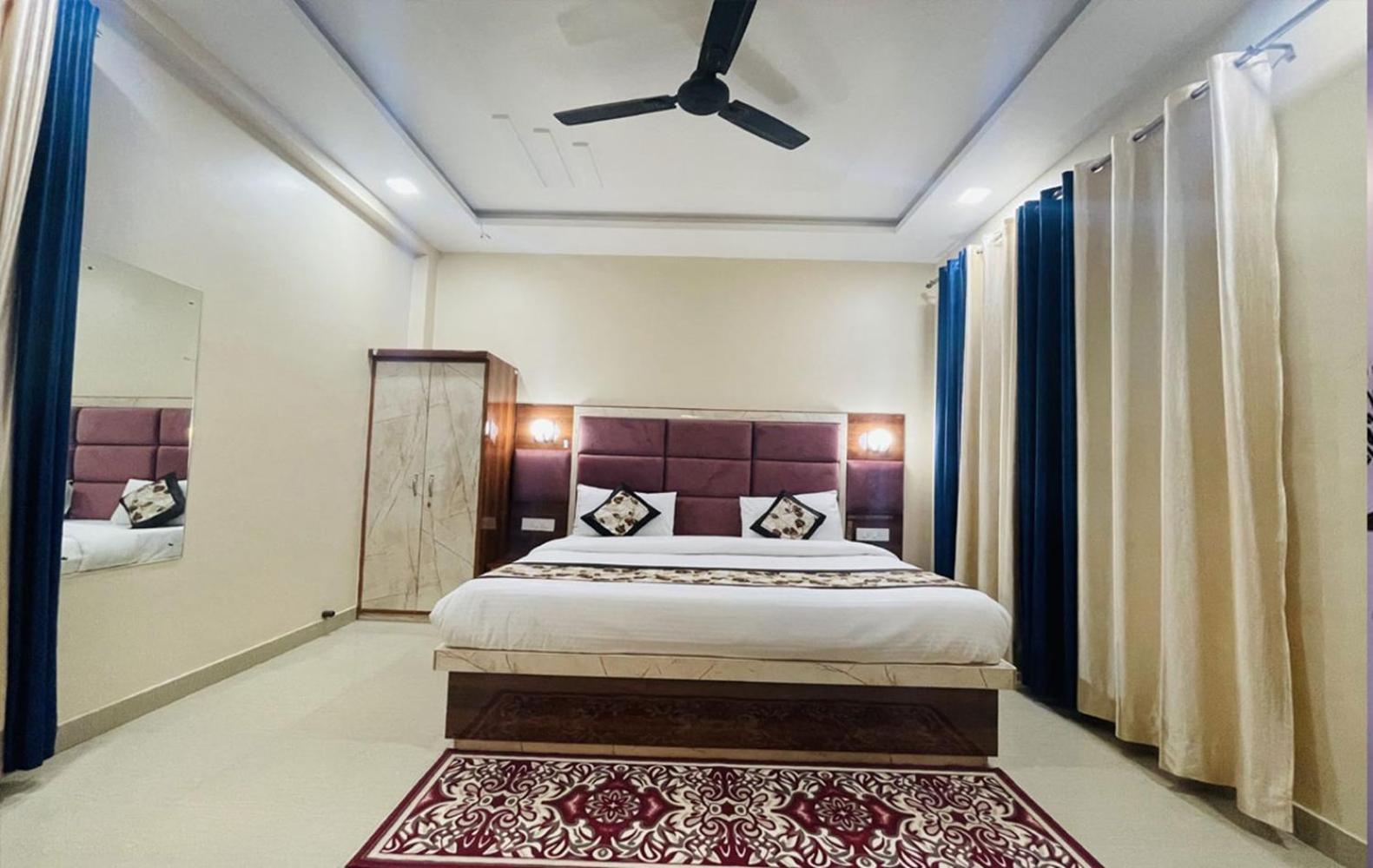 Apartamento The Five Dimension Agra  Exterior foto